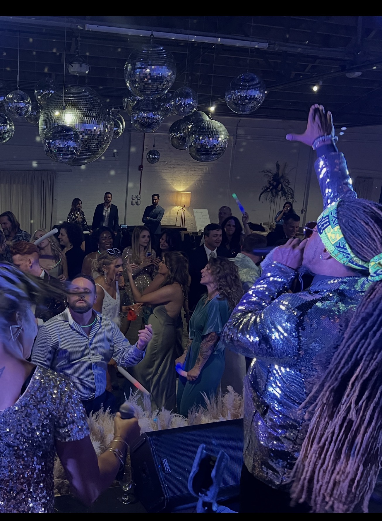 City Heat entertaining guests on the dance floor